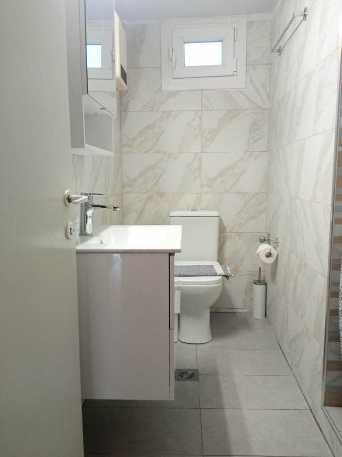 Olive - Happyhostgr - Downtown Apartment Volos Exterior foto